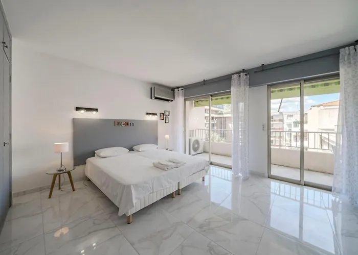 Wdf 2 Bedrooms Heart Of Cannes!! Cannes