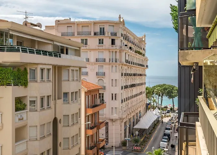 Wdf 2 Bedrooms Heart Of Cannes!!