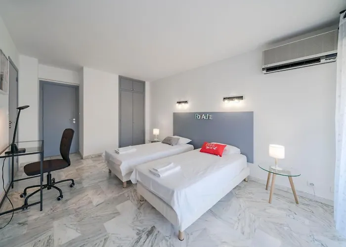 Wdf 2 Bedrooms Heart Of Cannes!! Cannes