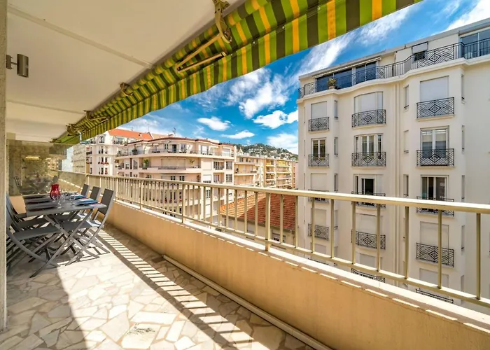 Wdf 2 Bedrooms Heart Of Cannes!!